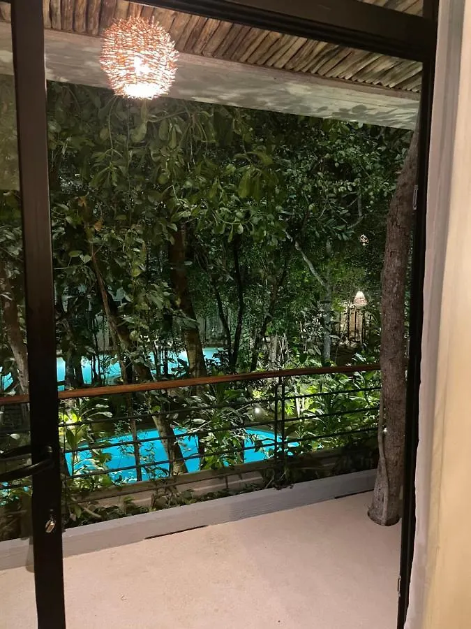 아파트 Jungle View 2Bed 2Bath Condo/ Wi-Fi/ Pool/ Gym 툴룸
